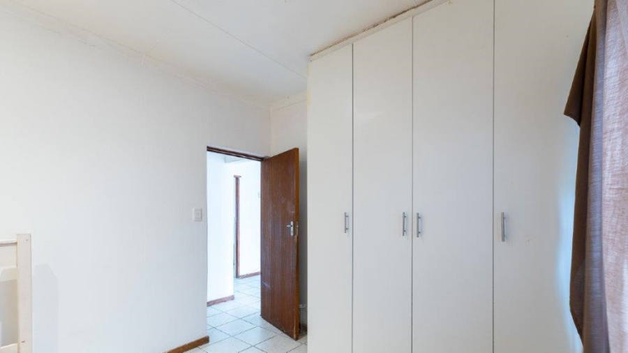 3 Bedroom Property for Sale in Pacaltsdorp Western Cape